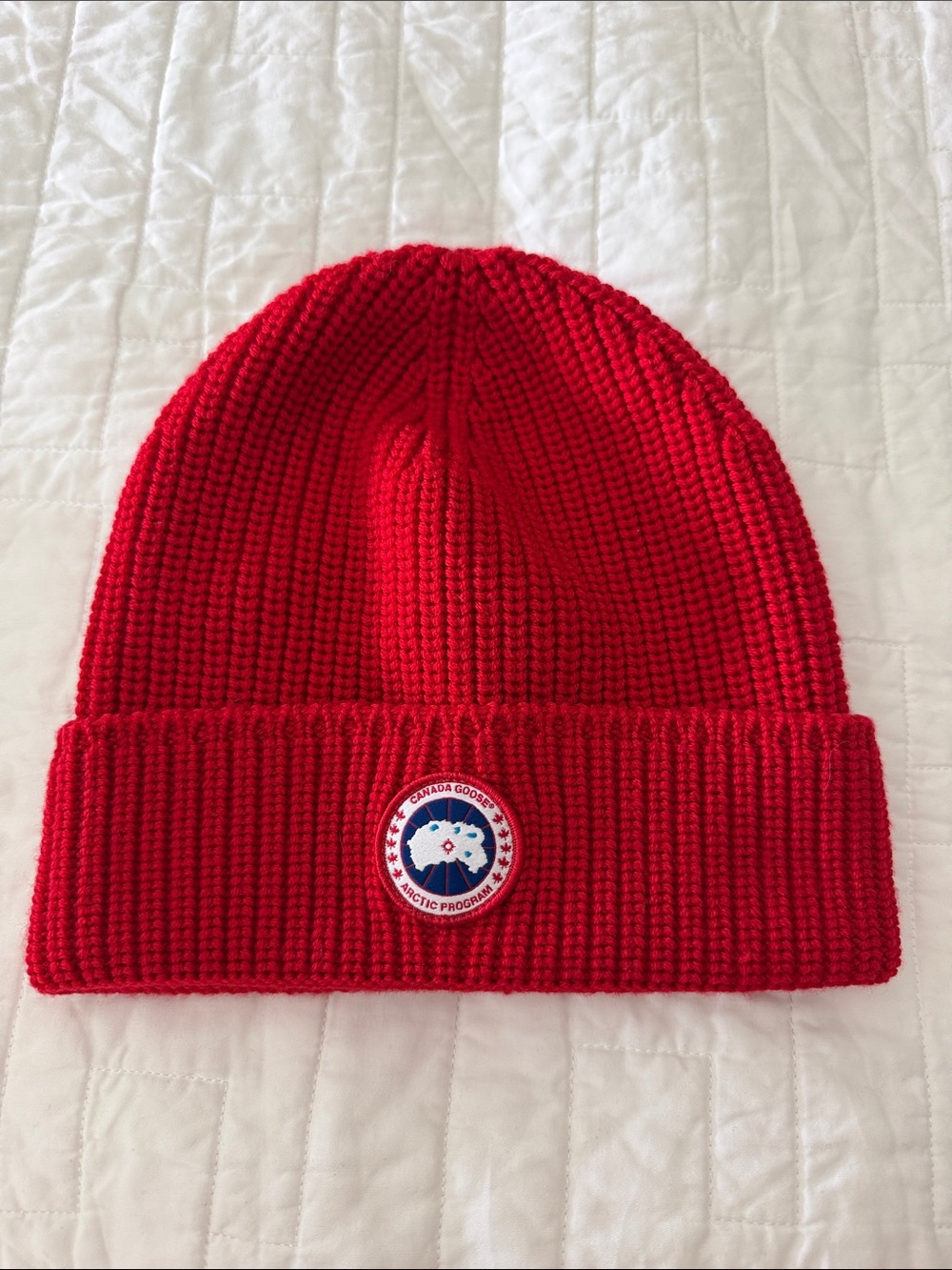 Canada Goose Kids Bright Red Ribbed Cuffed Beanie